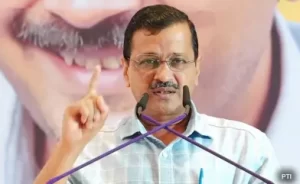 अमीर-गरीब बच्चों को एक समान मिले शिक्षा: केजरीवाल