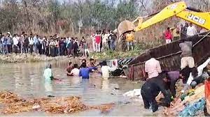 कासगंज हादसे में मृतकों की संख्या बढ़कर 22 हुई